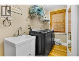 2pc Bathroom - 97 Victoria Avenue, Chatham, ON N7L3A2 Photo 12