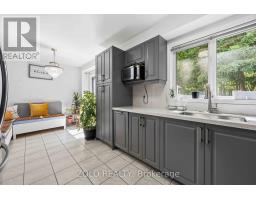 Primary Bedroom - 82 Piperbrook Crescent, Toronto, ON M1E5G9 Photo 9