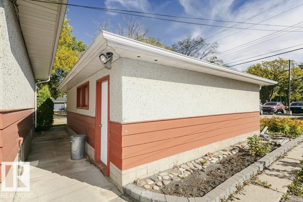 9555 81 ST NW, Edmonton — photo 6