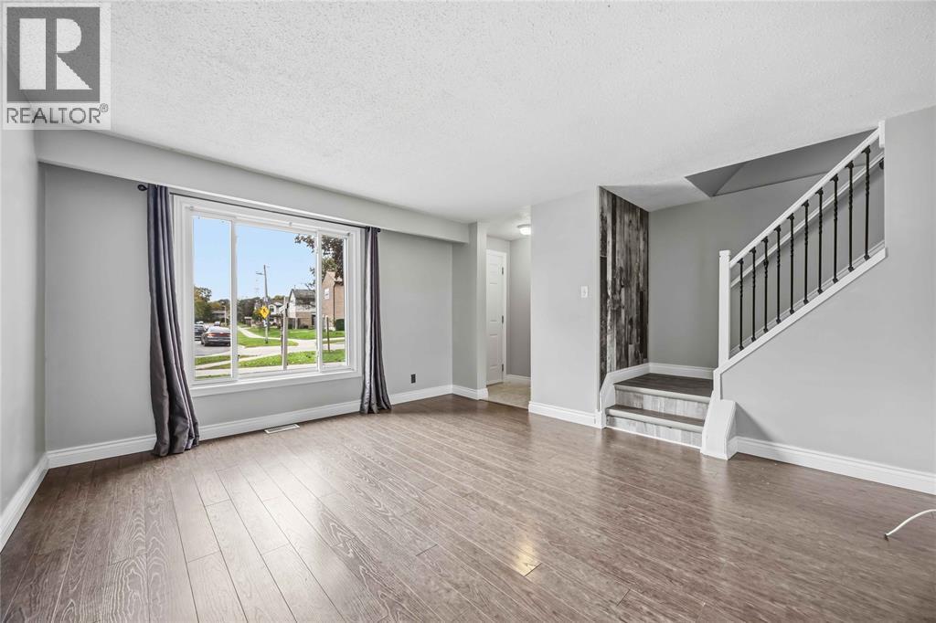 215 TRUDEAU DRIVE Unit# 59, Sarnia — photo 3