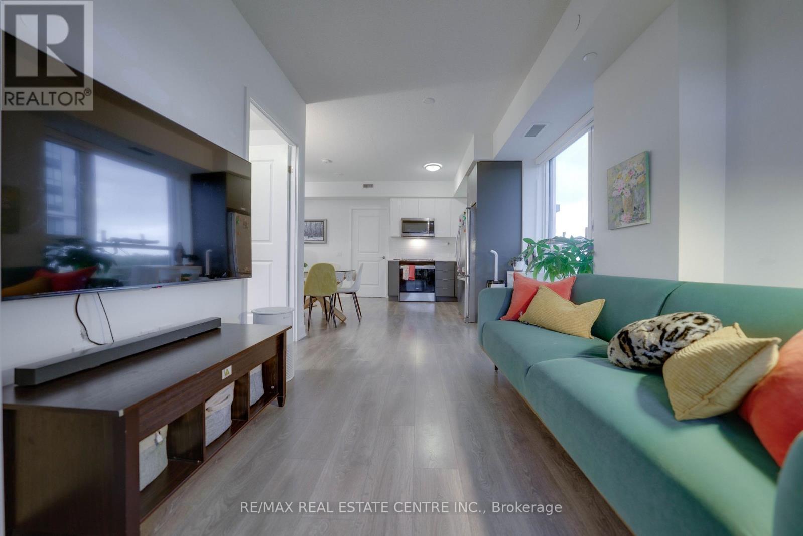 509W - 202 BURNHAMTHORPE ROAD E, Mississauga (City Centre) — photo 10