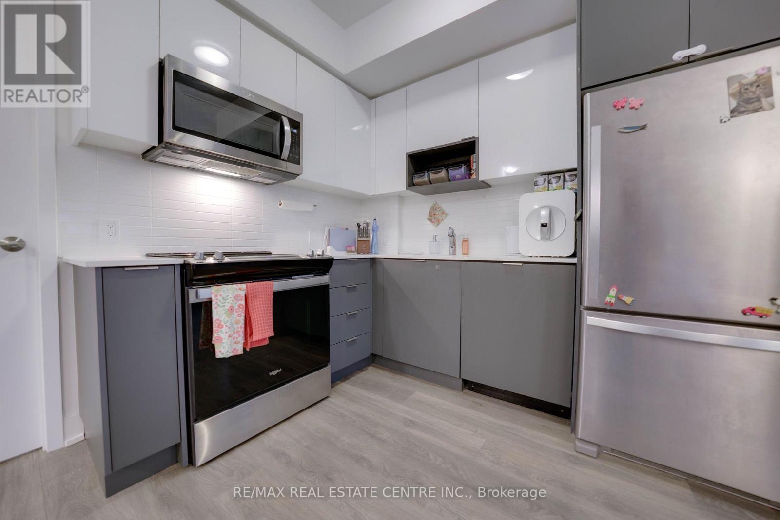 509W - 202 BURNHAMTHORPE ROAD E, Mississauga (City Centre) — photo 12