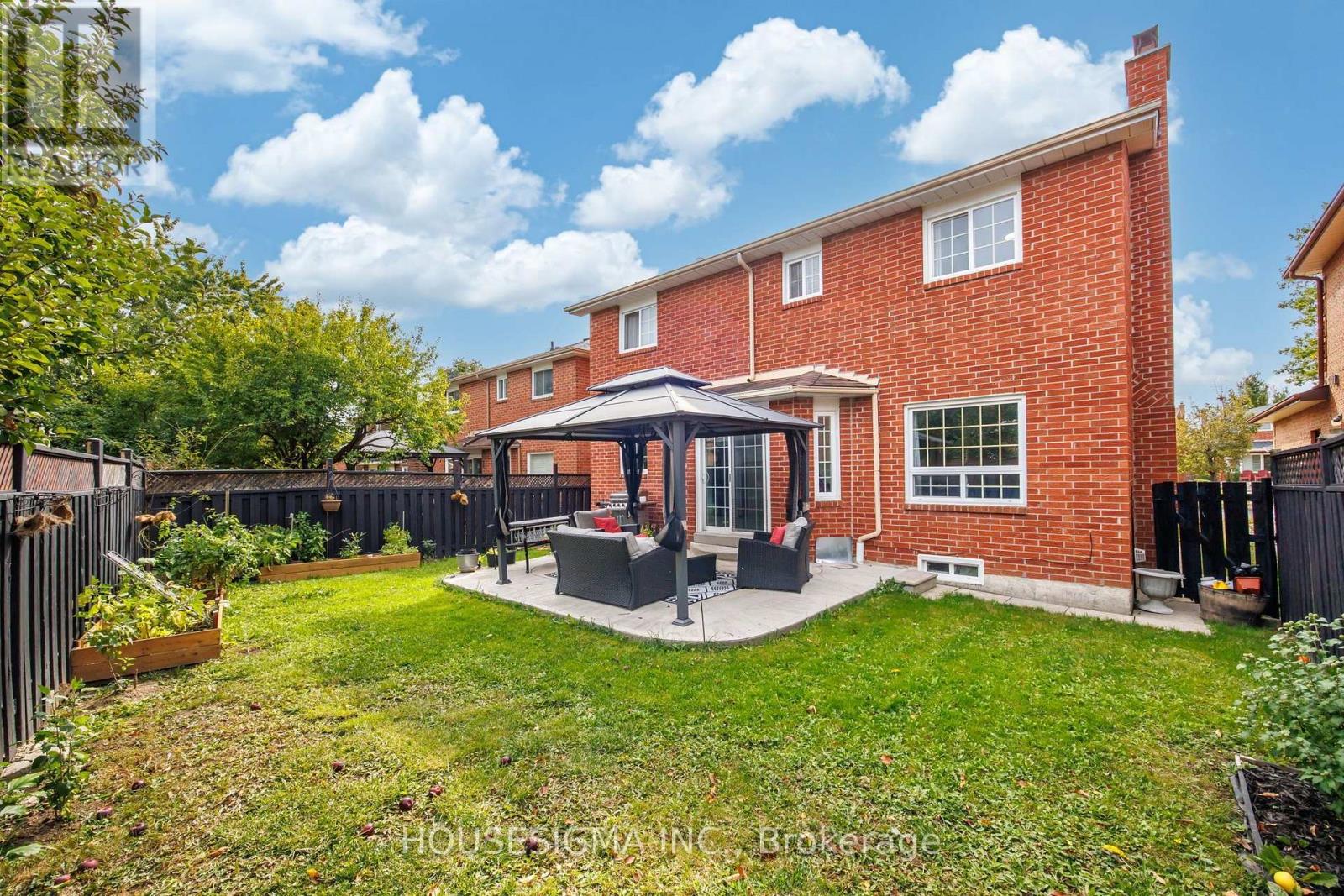 32 Ballycastle Crescent, Brampton, ON photo 37