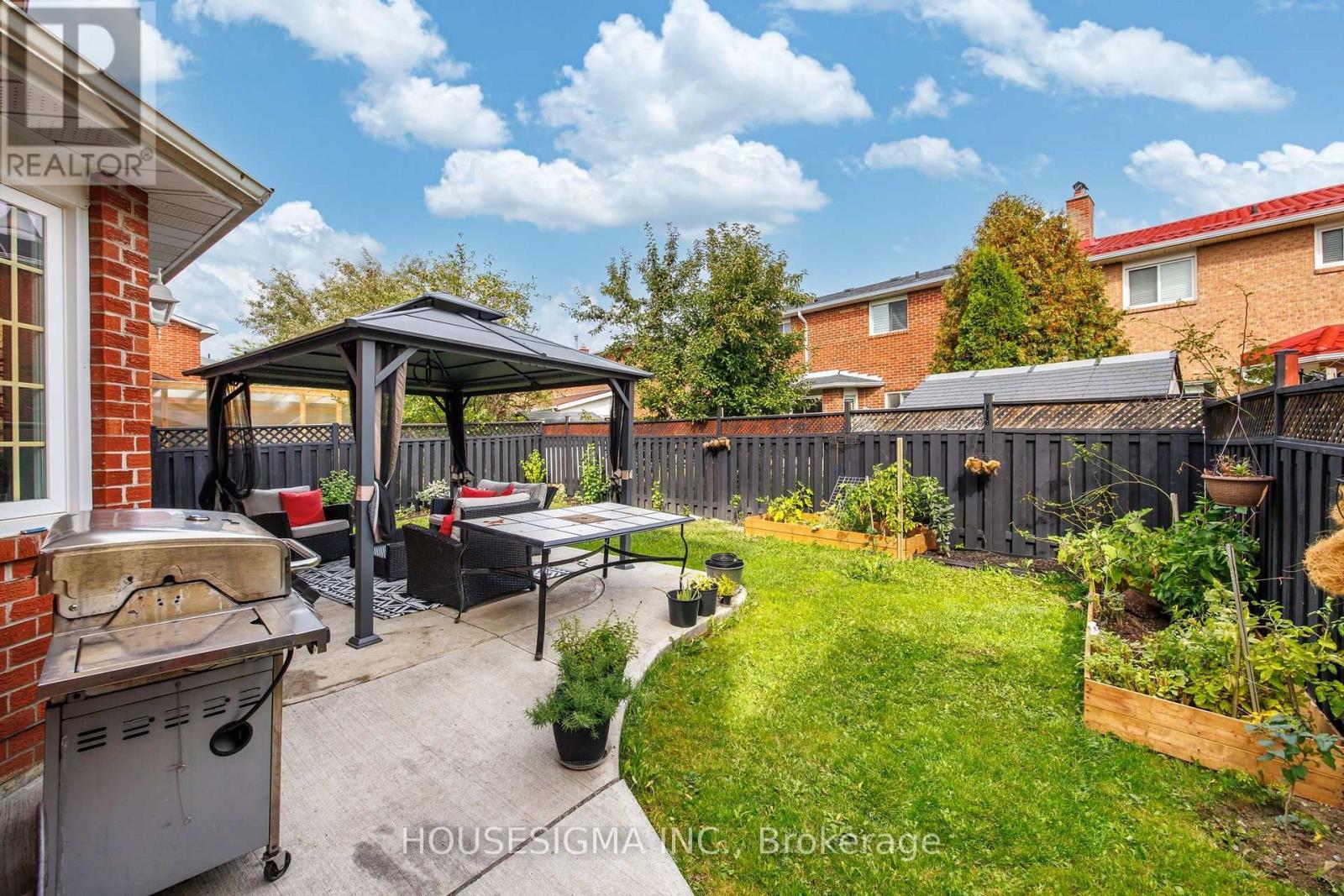 32 Ballycastle Crescent, Brampton, ON photo 39