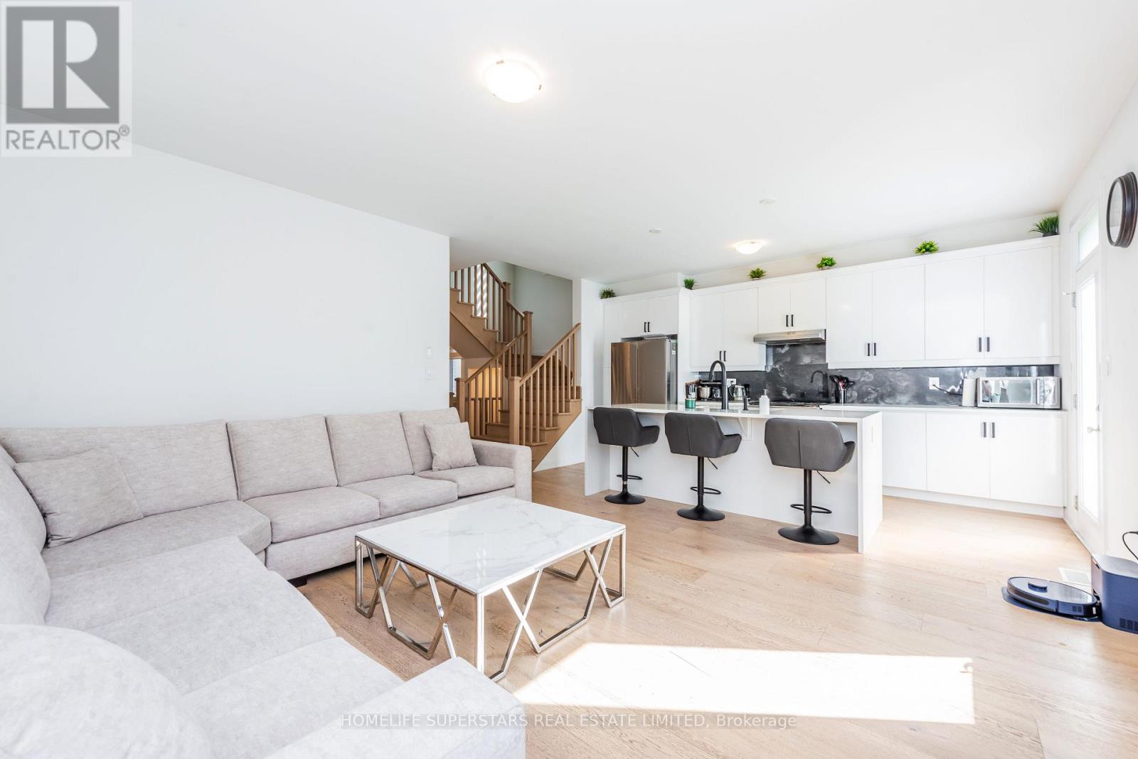 1248 Ferguson Drive — photo 13