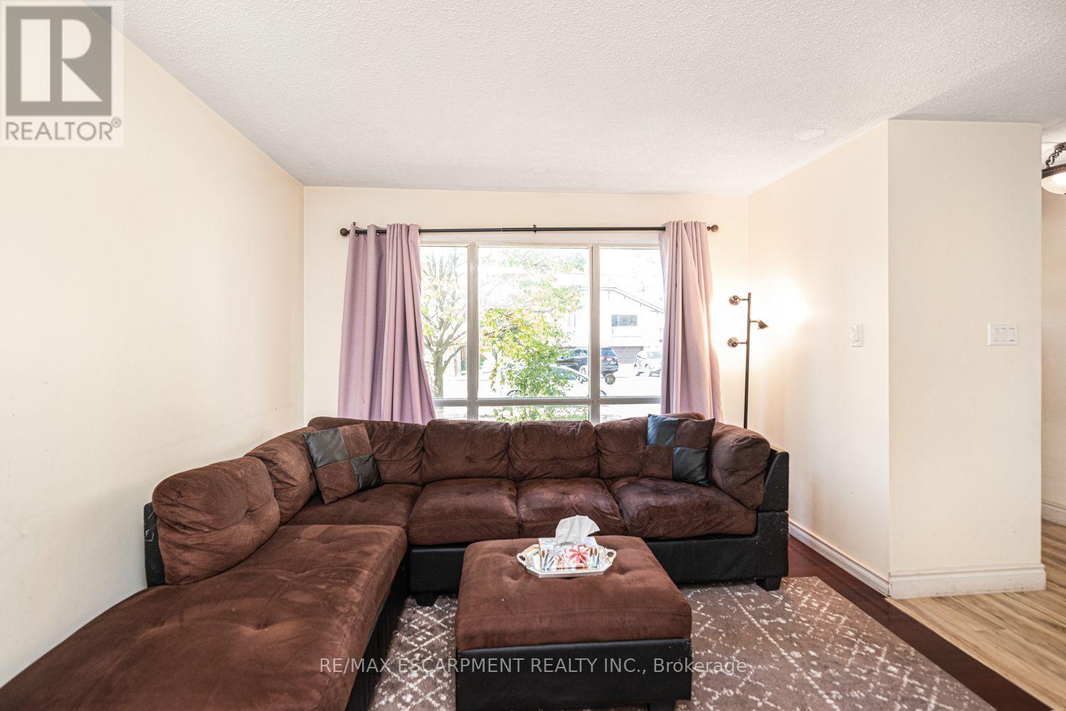 5- 2700 Barton Street East, Hamilton, ON photo 6