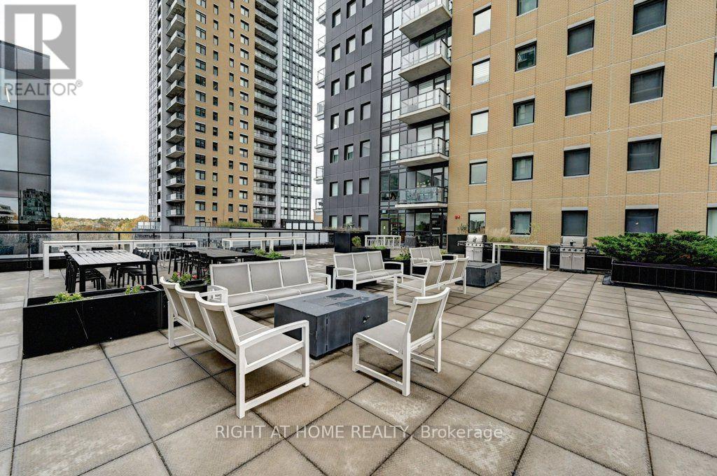 218- 100 Garment Street, Kitchener, ON photo 29