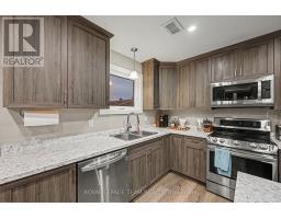 24 Rapid Road, Whitewater Region, ON K0J2L0 Photo 10