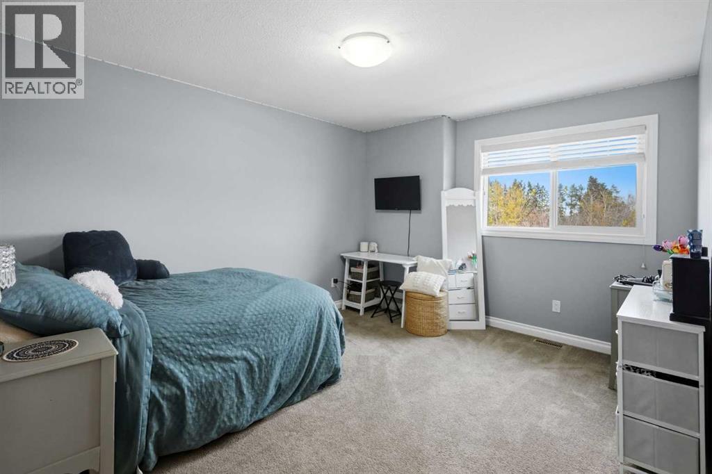 Listing photo – 59 Crestview Boulevard, Sylvan Lake