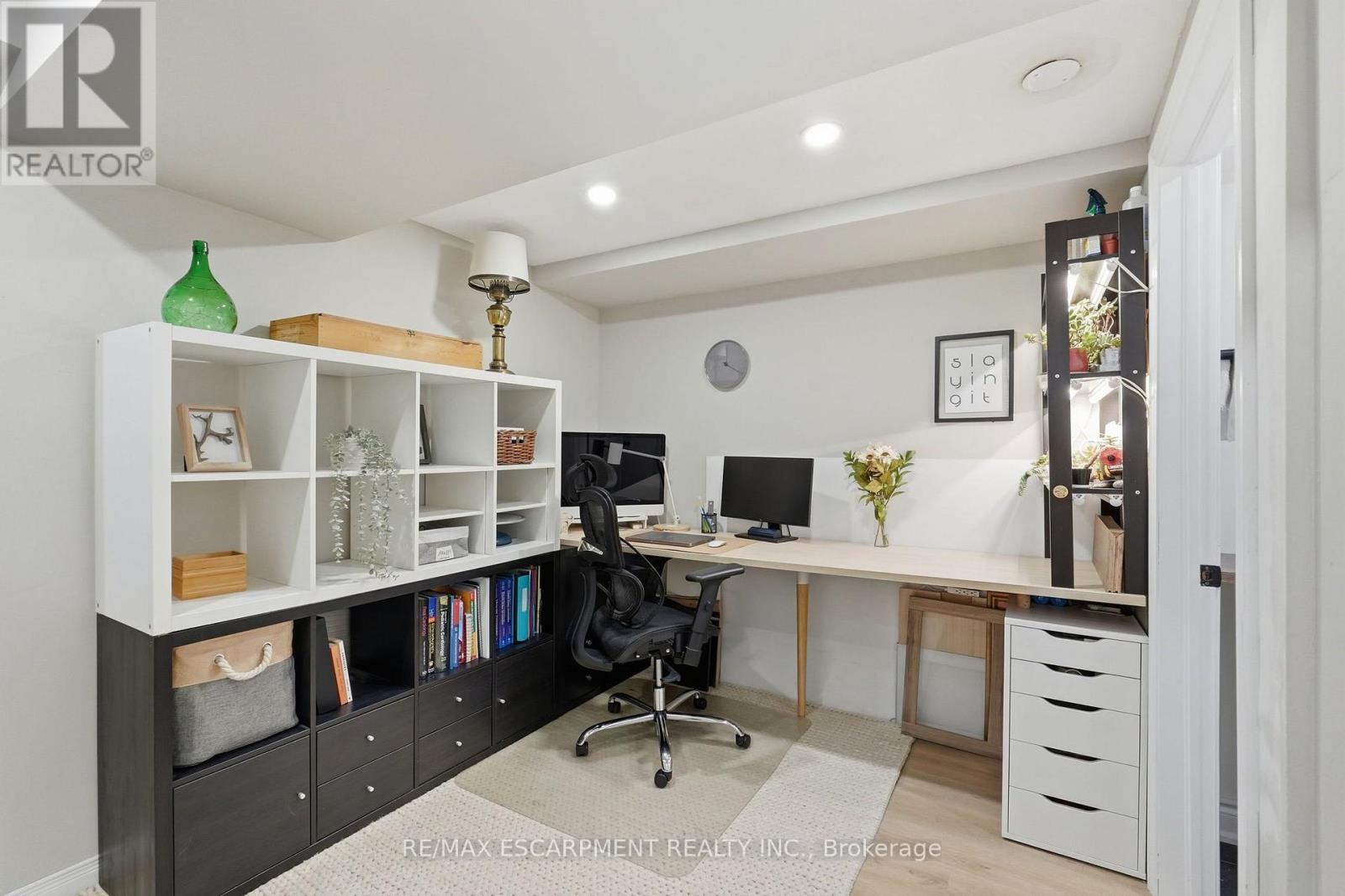 42 Kildonan Crescent — photo 30