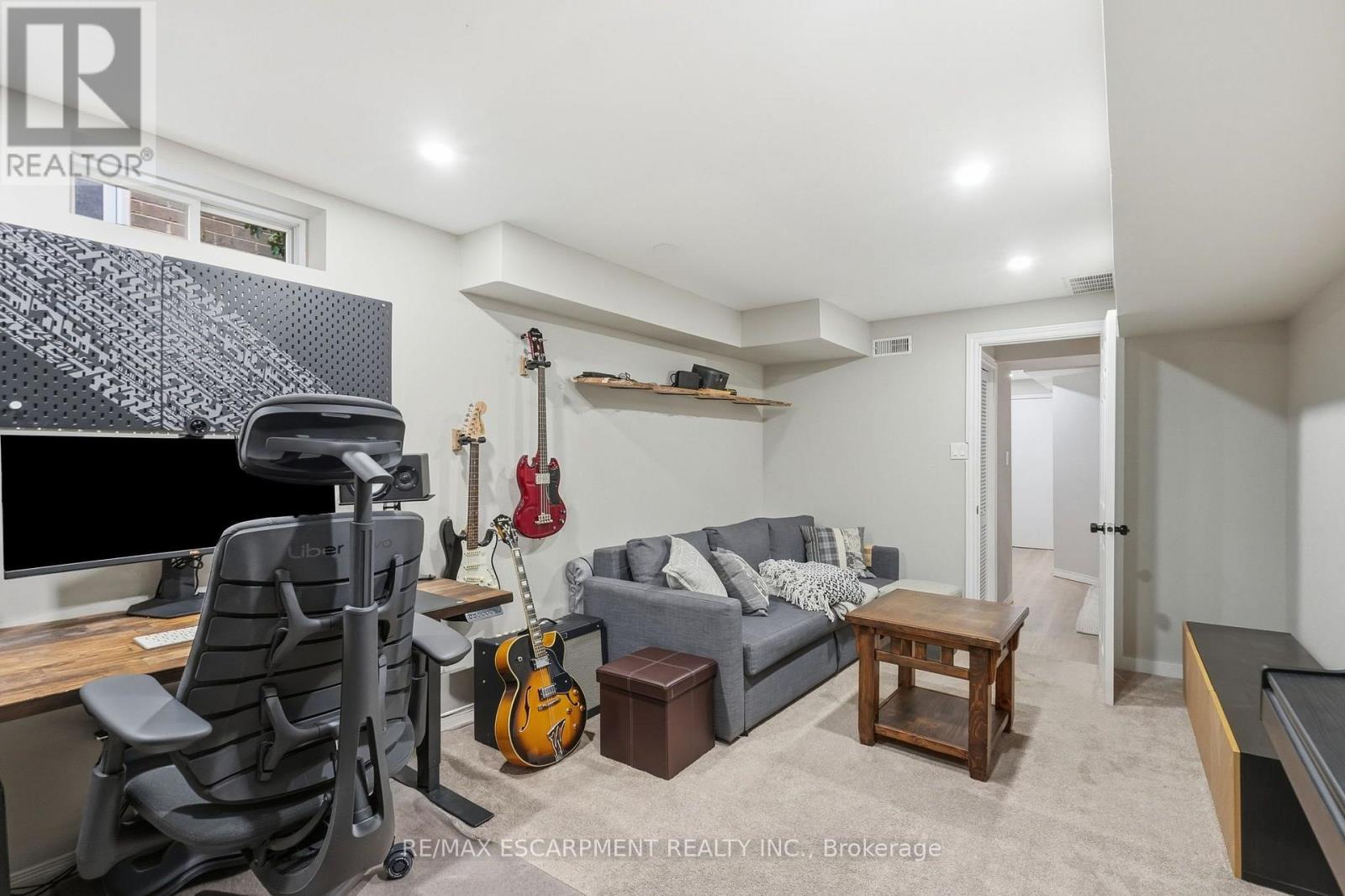 42 Kildonan Crescent — photo 36
