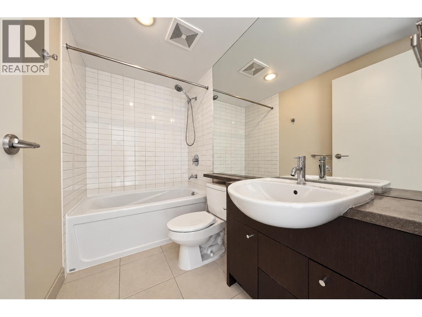 Photo of 514 750 W 12TH AVENUE 33