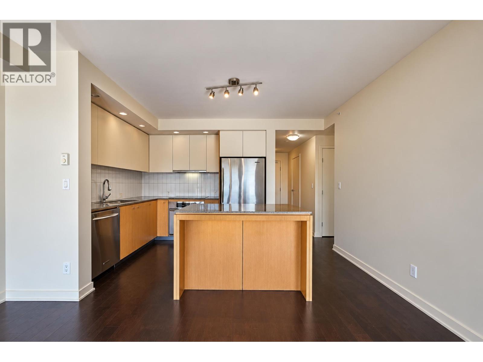 Photo of 514 750 W 12TH AVENUE 24