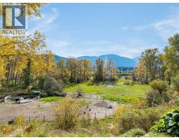 6238 Youngs Road, Winlaw, BC V0G2J0 Photo 43