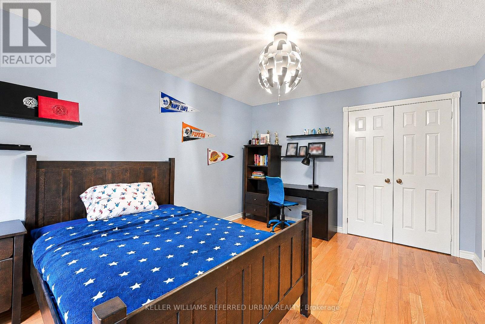 63 Oatlands Crescent — photo 34