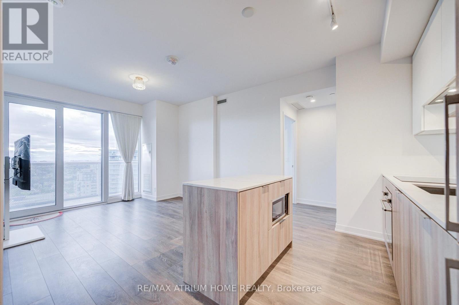#2204 15 HOLMES AVENUE - 13