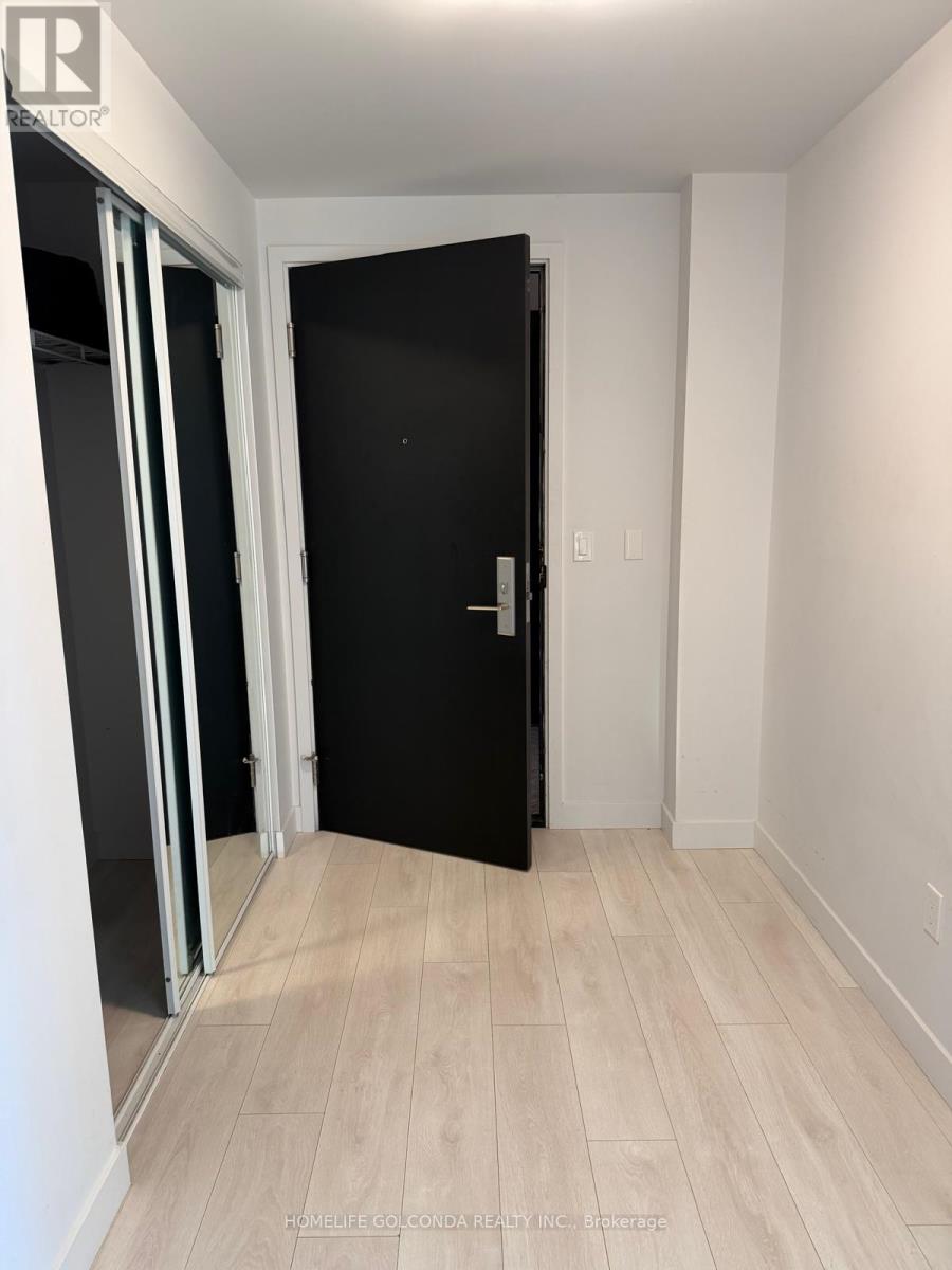 3502- 8 Eglinton Avenue East, Toronto, ON photo 18