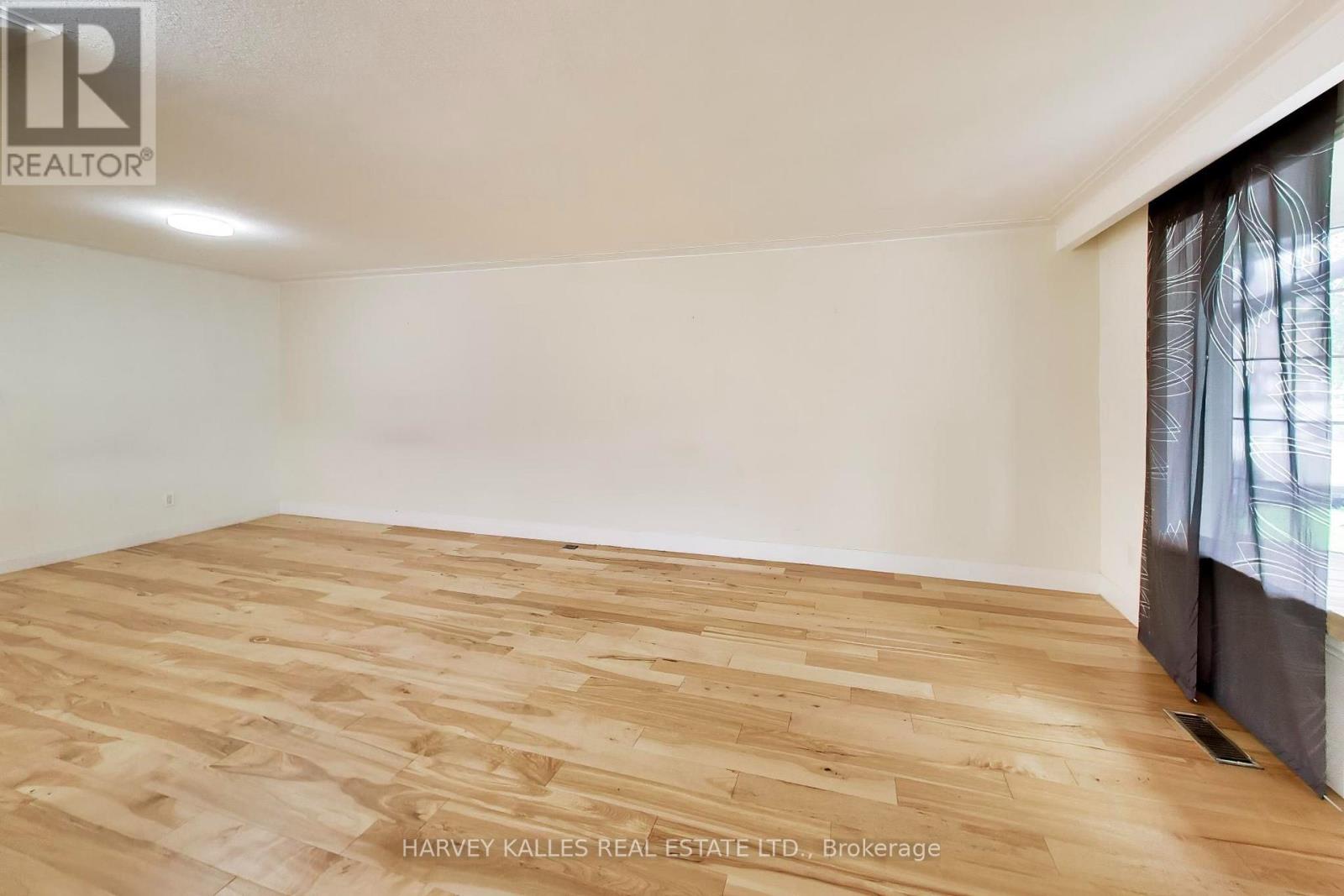 80 Sherwood Forest Drive, Markham, ON photo 4