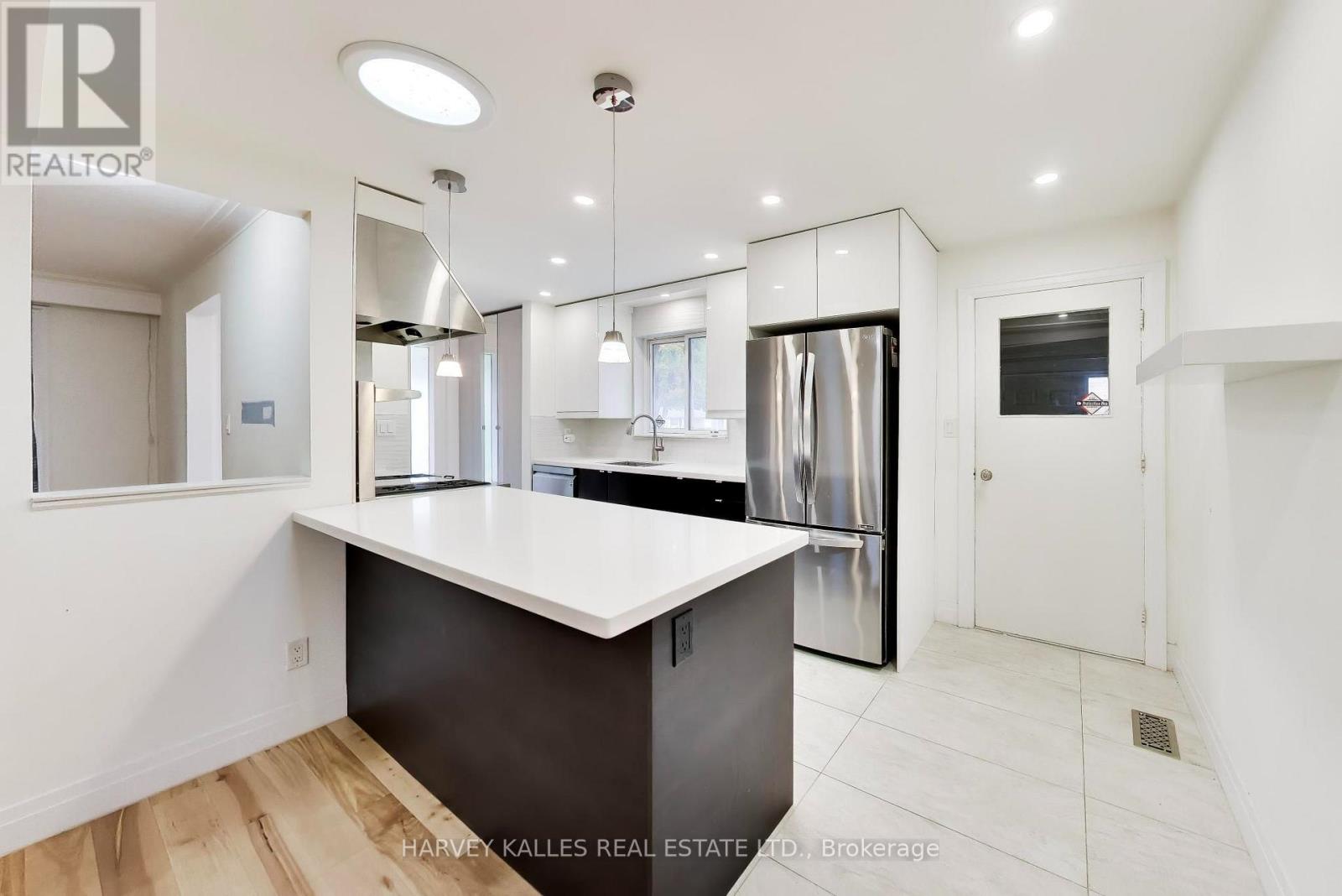 80 Sherwood Forest Drive, Markham, ON photo 7
