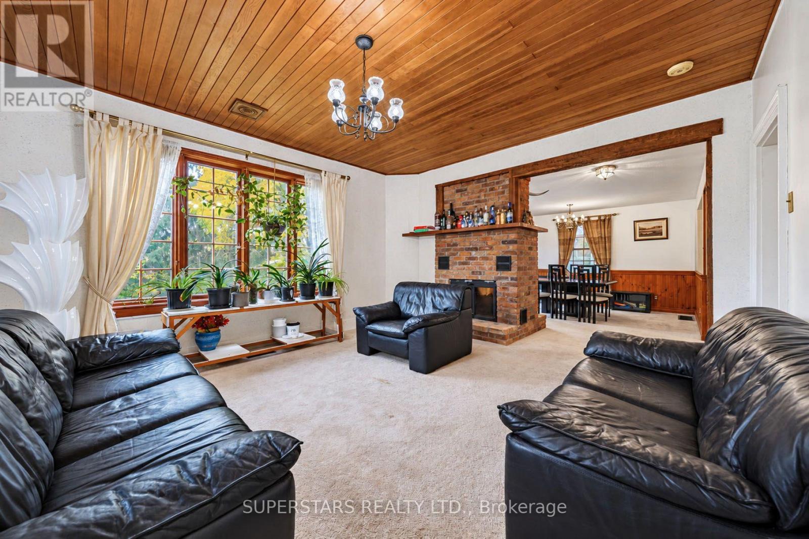 17450 Bathurst Street — photo 13