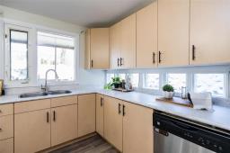 321 Kilbride Avenue, Winnipeg, MB R2V1A4 Photo 13