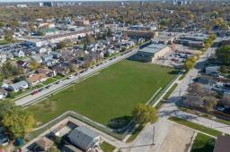 321 Kilbride Avenue, Winnipeg, MB R2V1A4 Photo 34