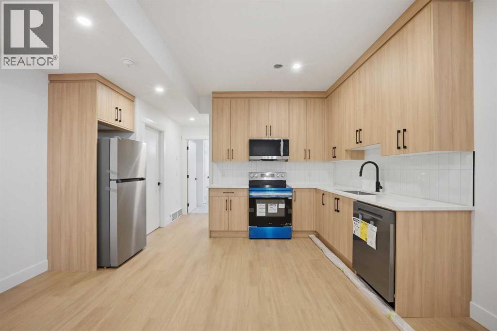 67 Holland Street NW photo 41