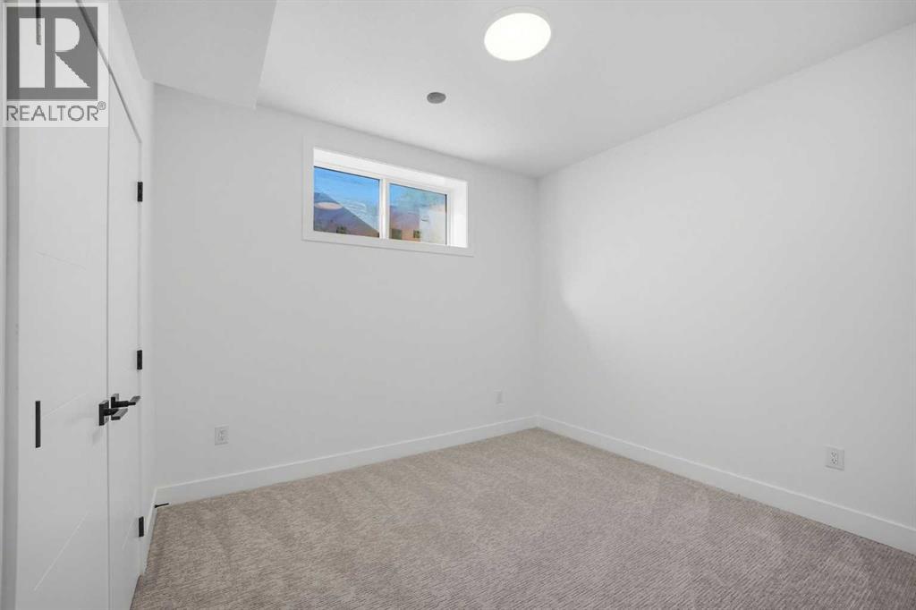 67 Holland Street NW photo 43