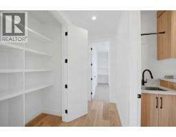 67 Holland Street Nw, Calgary, AB T2K1Y3 Photo 38