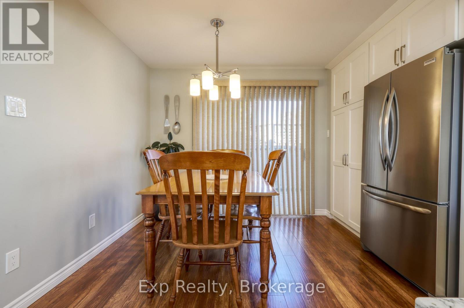 247 LAKESHORE DRIVE - 17