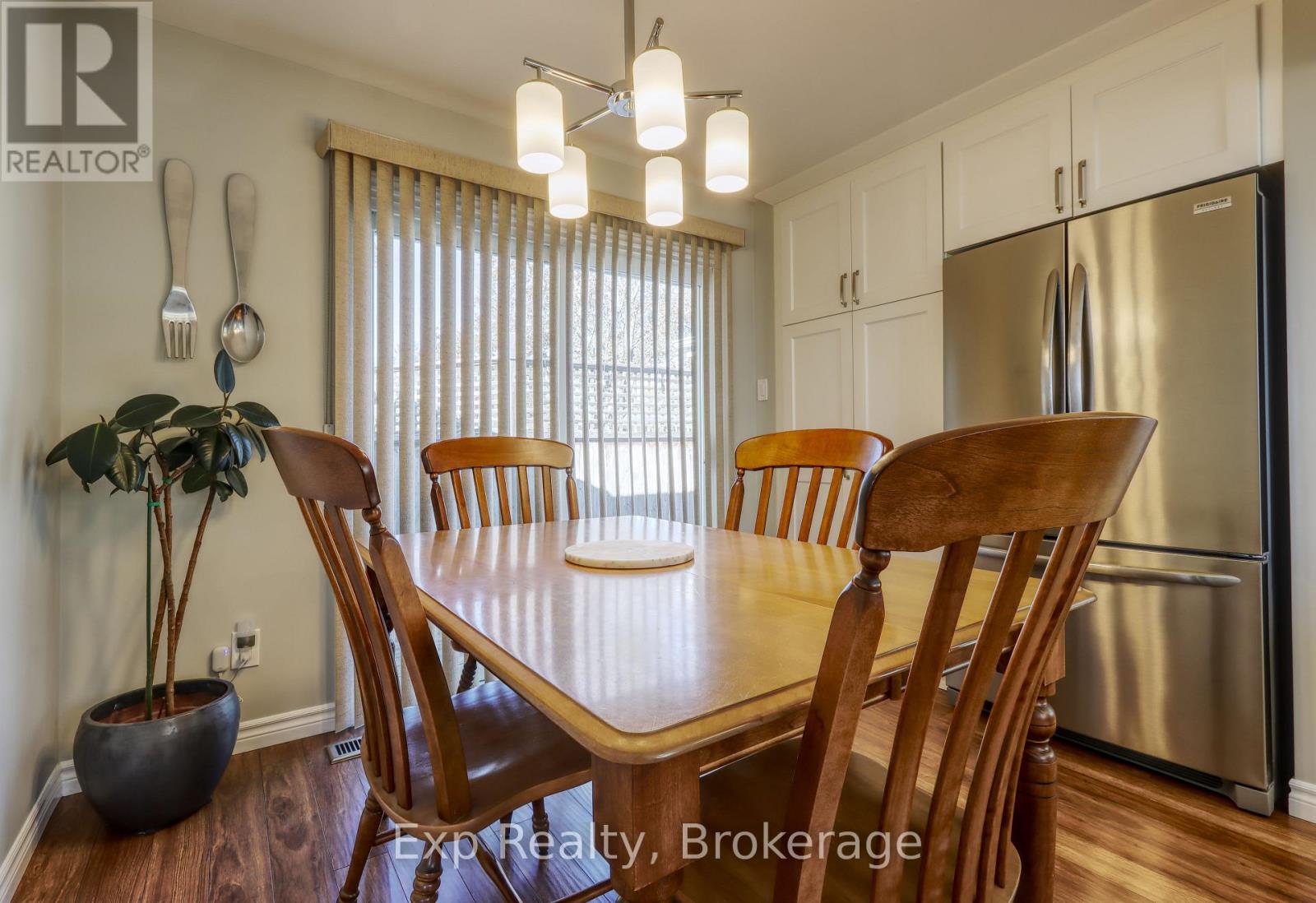 247 Lakeshore Drive, Kawartha Lakes, ON photo 18