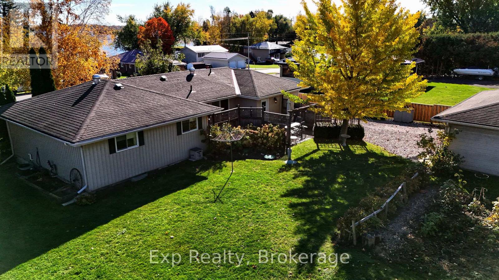 247 Lakeshore Drive, Kawartha Lakes, ON photo 4