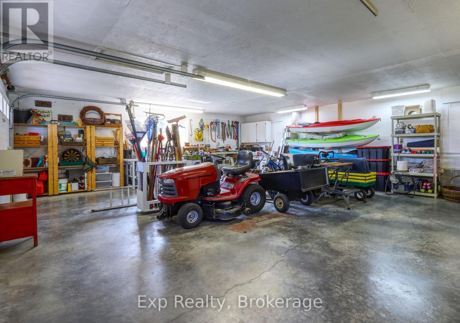 247 LAKESHORE DRIVE - 42