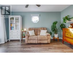 247 Lakeshore Drive, Kawartha Lakes, ON K0M1A0 Photo 15