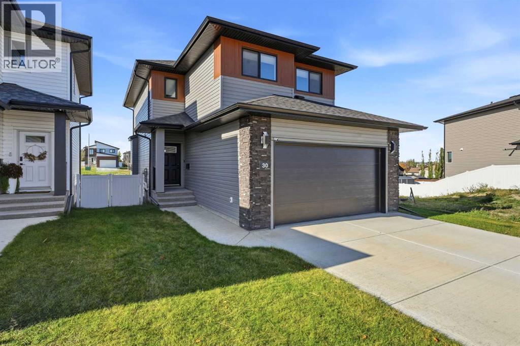 30 Palmer Circle, Blackfalds, Alberta, T4M0N7