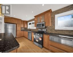 2408 Drury Lane, Ottawa, ON K2C1G5 Photo 14