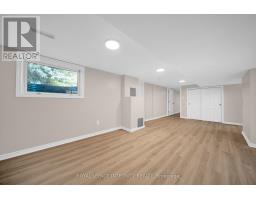 2408 Drury Lane, Ottawa, ON K2C1G5 Photo 35