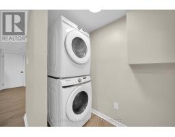 2408 Drury Lane, Ottawa, ON K2C1G5 Photo 47
