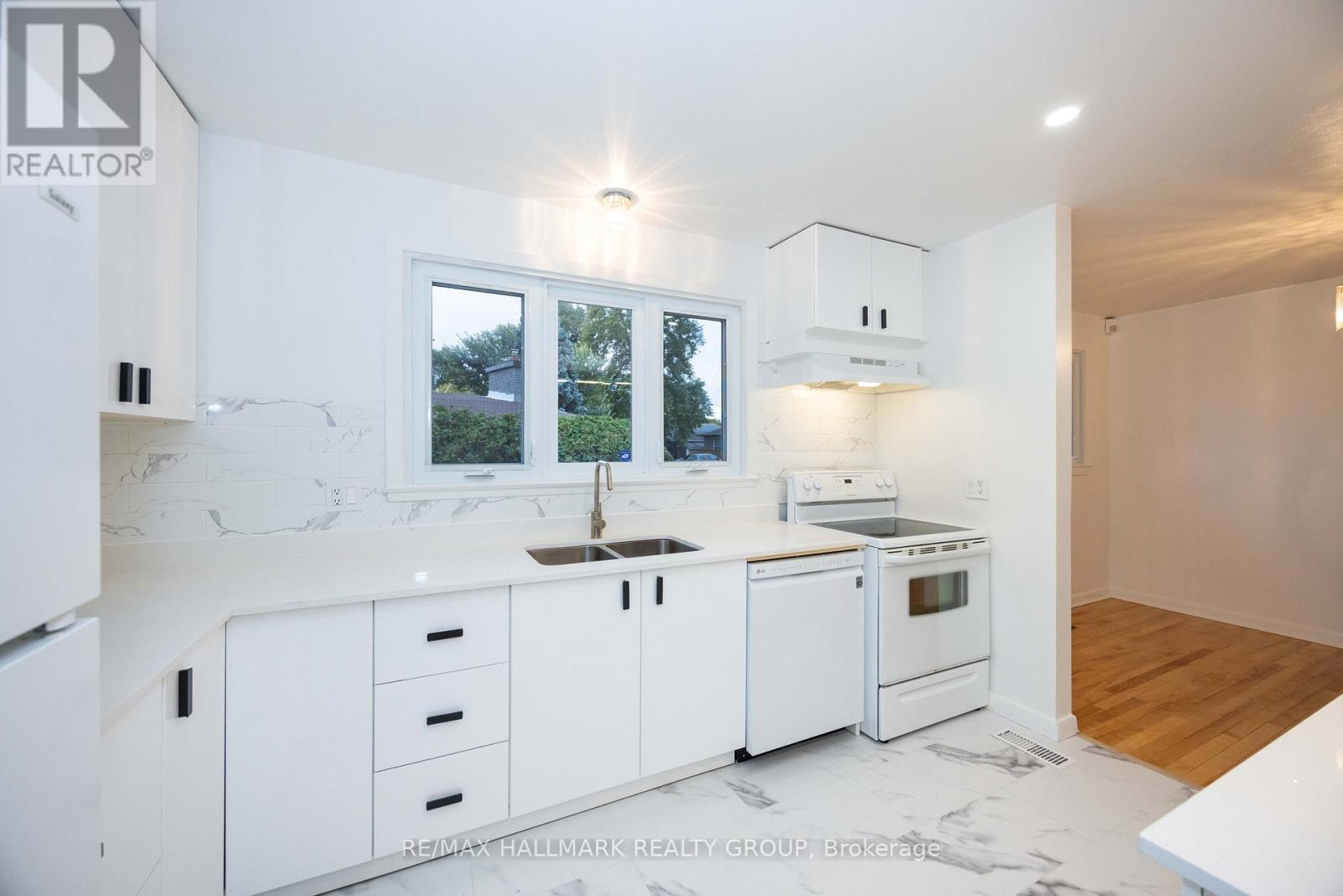926 Elsett Drive — photo 16