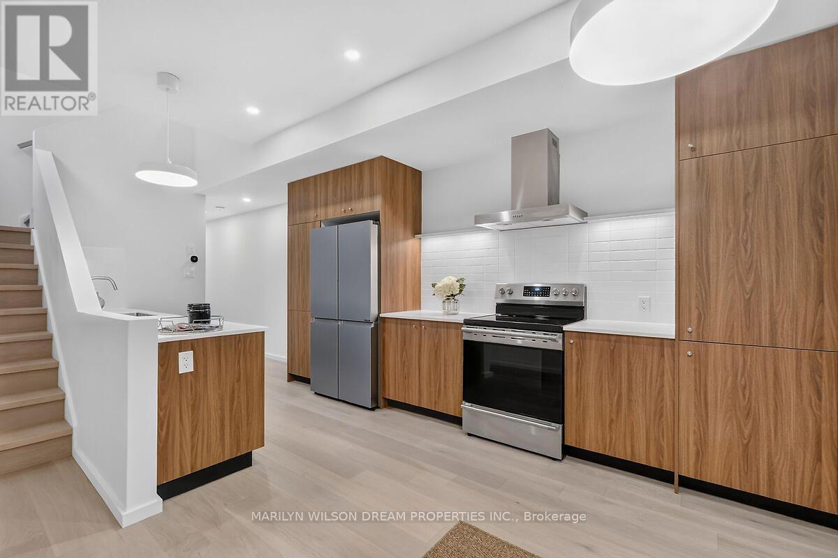 43 STIRLING AVENUE - 10