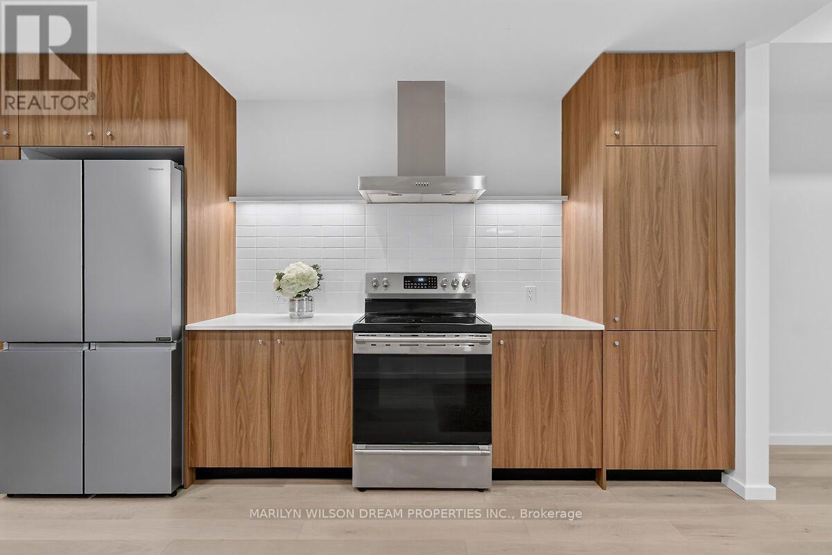 43 STIRLING AVENUE - 11