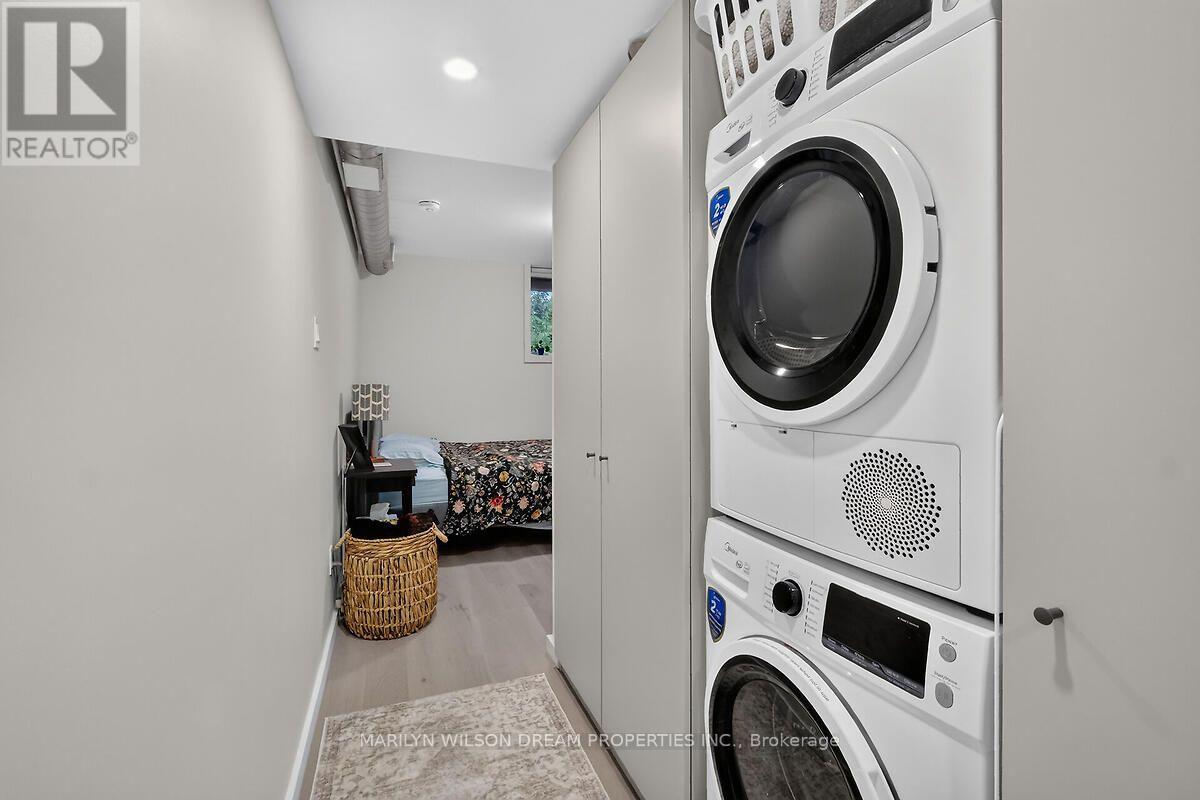 43 Stirling Avenue — photo 44