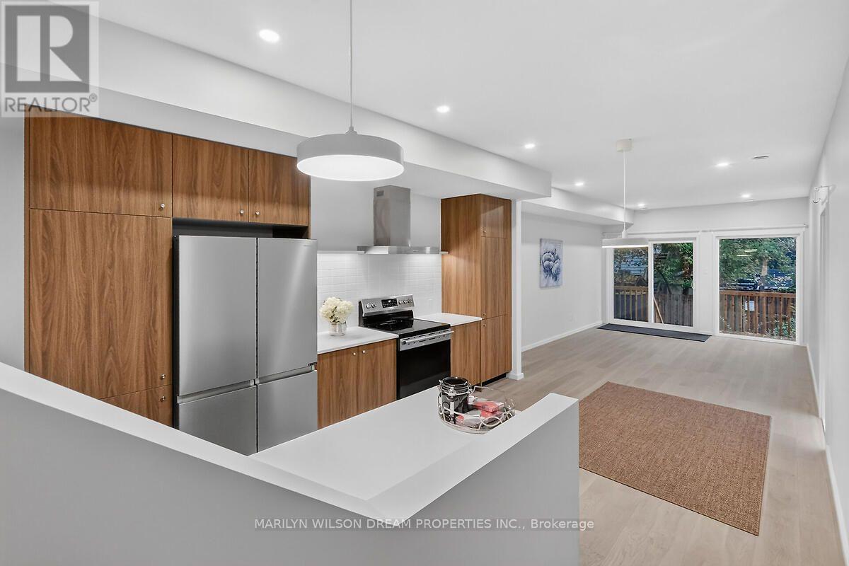 43 Stirling Avenue — photo 8