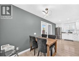 Family room - 6020 18 Avenue Ne, Calgary, AB T1Y1P1 Photo 9