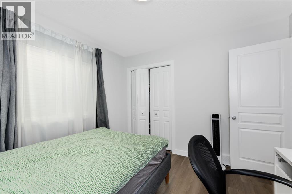 1536 93 Street SW photo 24