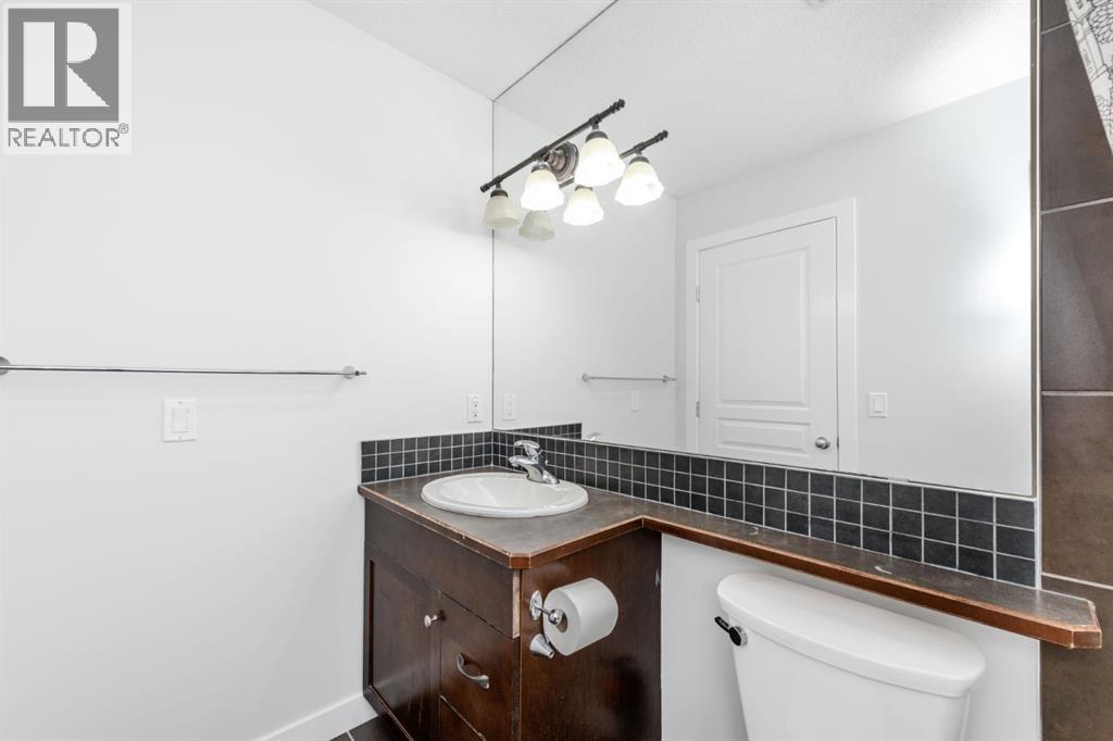 1536 93 Street SW photo 26