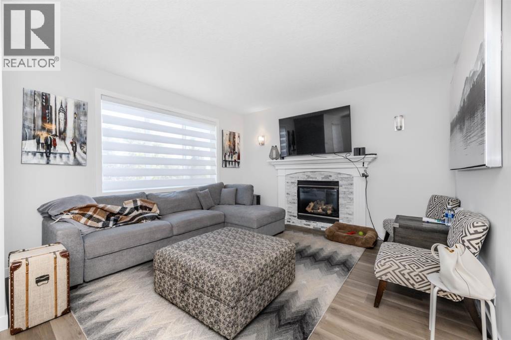 1536 93 Street SW photo 7