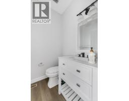 Bedroom - 1536 93 Street Sw, Calgary, AB T3H0G8 Photo 11