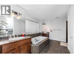 1536 93 Street Sw, Calgary, AB T3H0G8 Photo 20