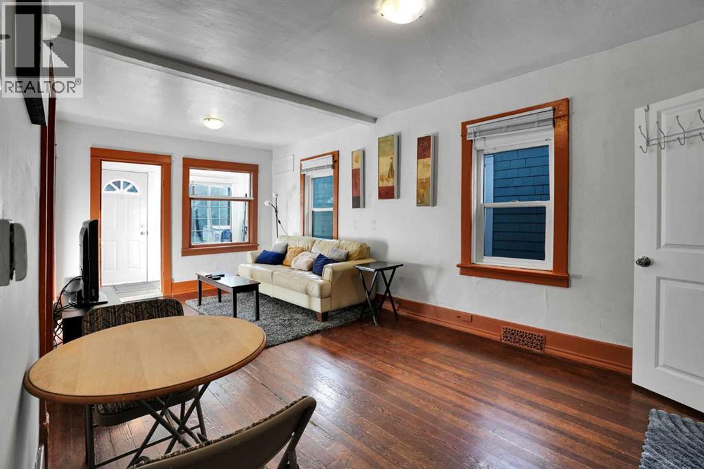1611 2A Street NW photo 10